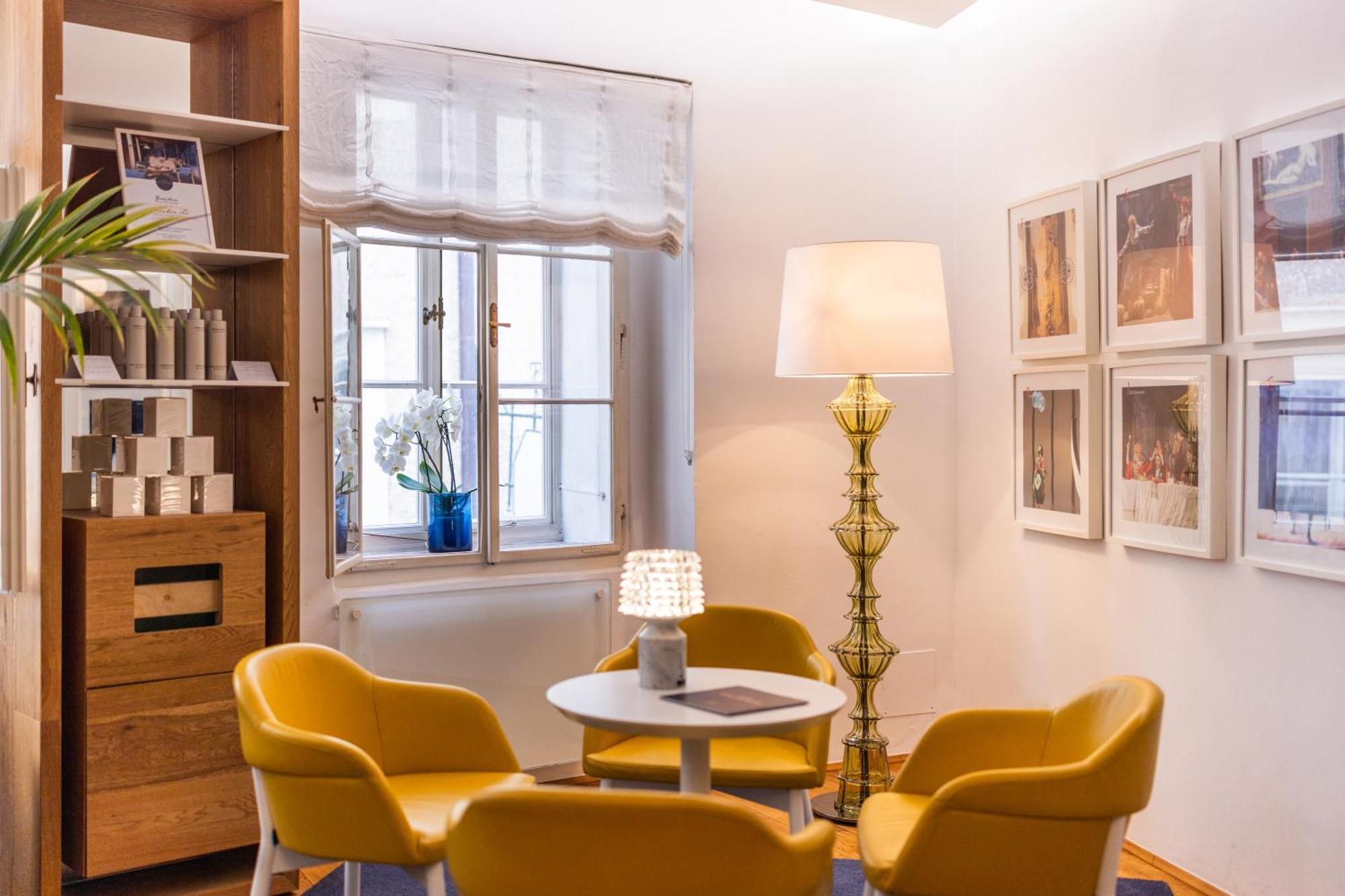 Small Luxury Hotel Goldgasse Salzburgo Exterior foto